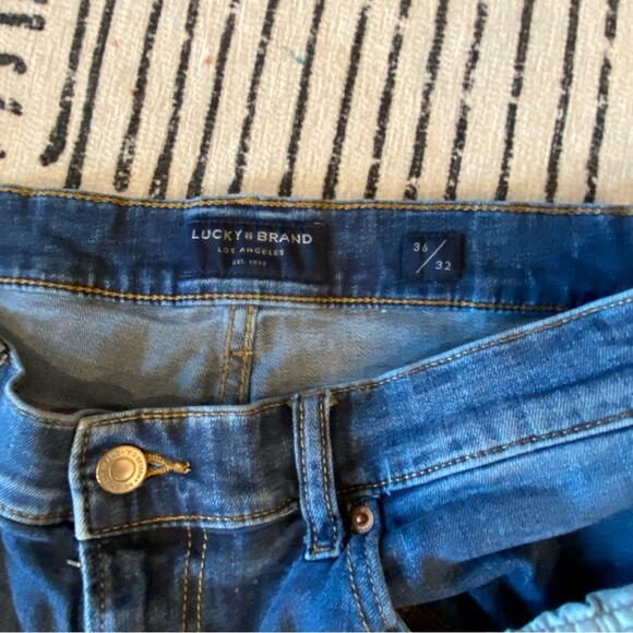 Lucky Brand Blue Slim Jeans Classic Fit 36/32 - Picture 2 of 3